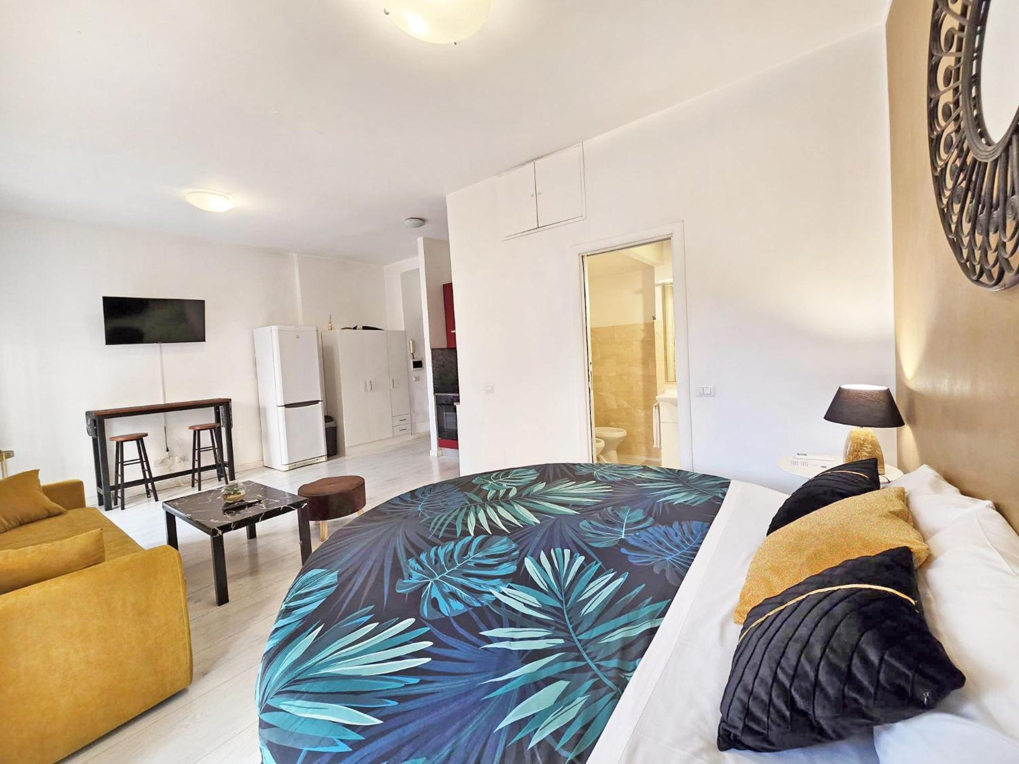 Hosting Aparments Apartment Rome Exterior photo